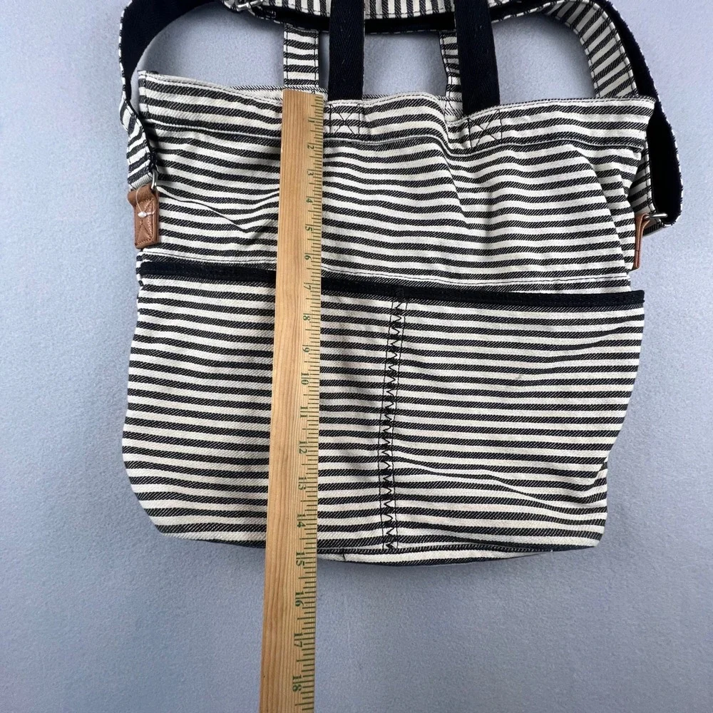 Thirty-One Retro Metro Crossbody Bag Striped Canvas Tote Summer Sailor